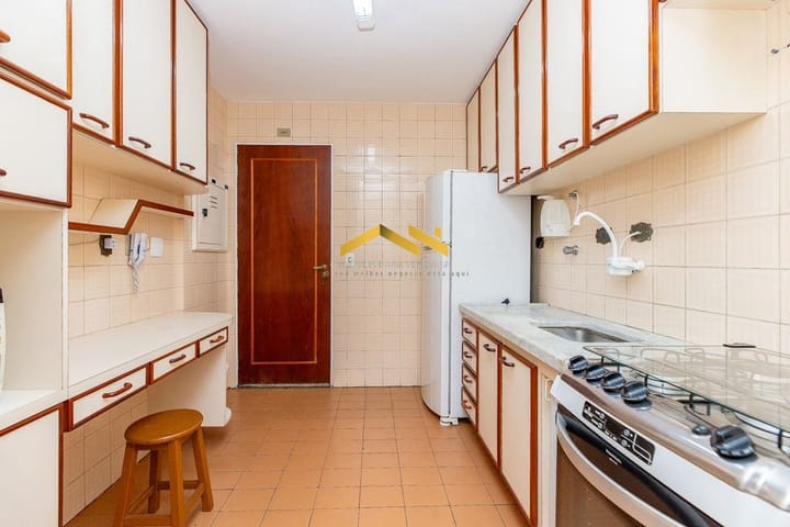 Apartamento à venda com 2 quartos, 57m² - Foto 19