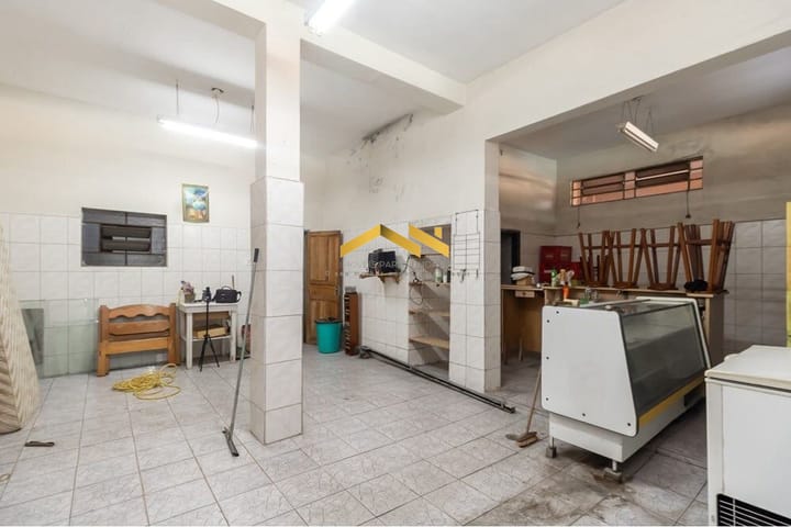 Casa à venda com 2 quartos, 210m² - Foto 19