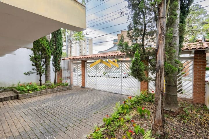 Casa à venda com 3 quartos, 303m² - Foto 35