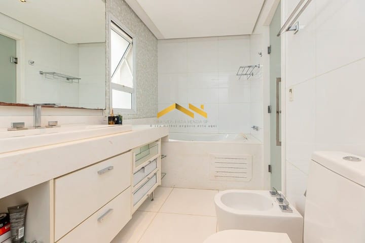 Apartamento à venda com 3 quartos, 216m² - Foto 9