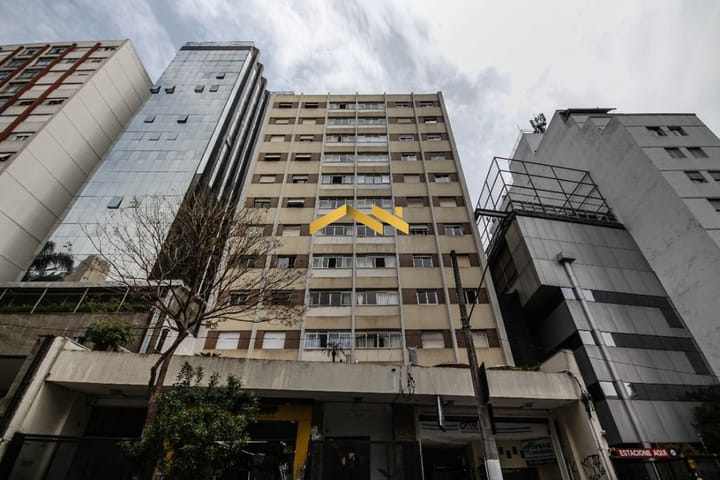 Casa à venda com 4 quartos, 366m² - Foto 13