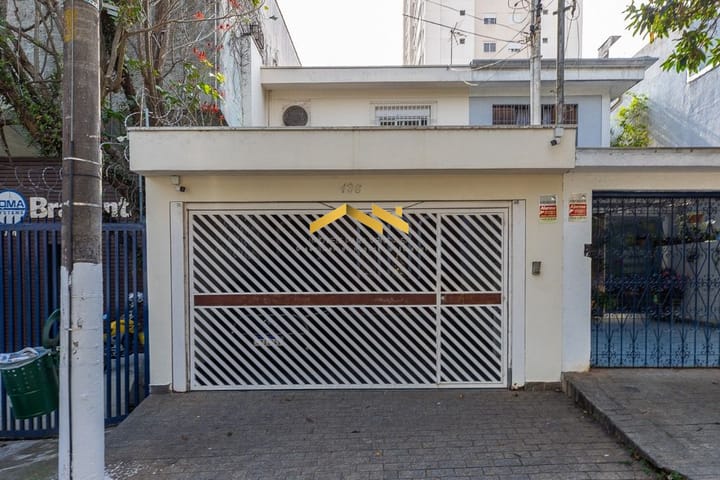 Casa à venda com 2 quartos, 136m² - Foto 1