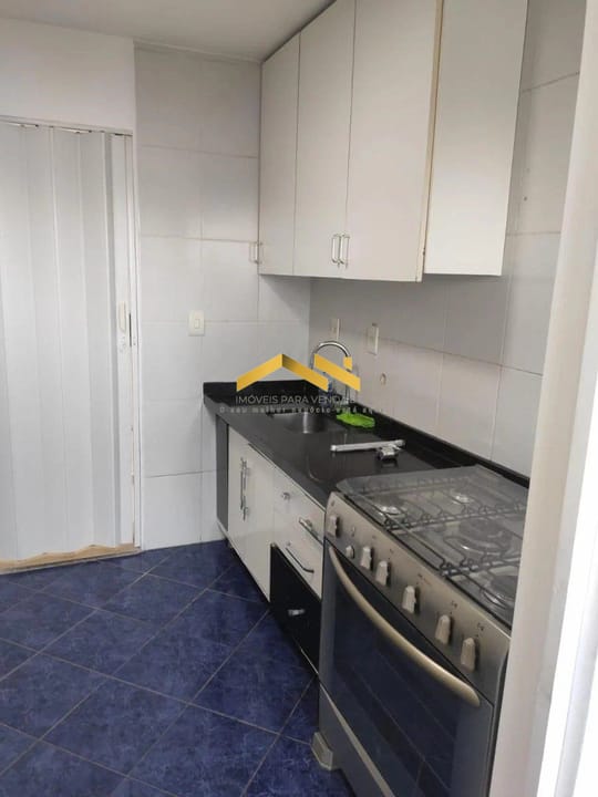 Apartamento à venda com 2 quartos, 67m² - Foto 5