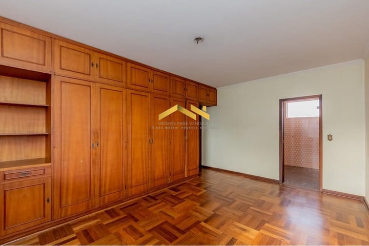 Casa à venda com 3 quartos, 388m² - Foto 7