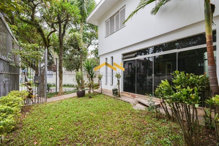 Casa à venda com 4 quartos, 331m² - Foto 31