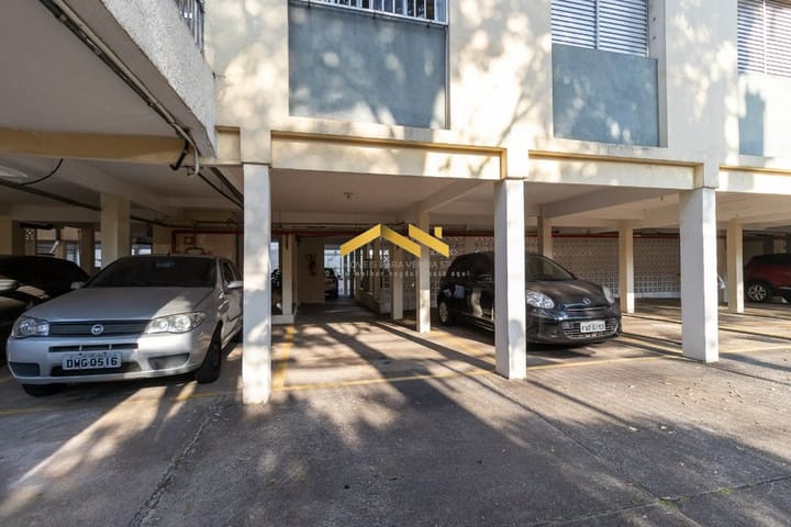 Apartamento à venda com 2 quartos, 65m² - Foto 12