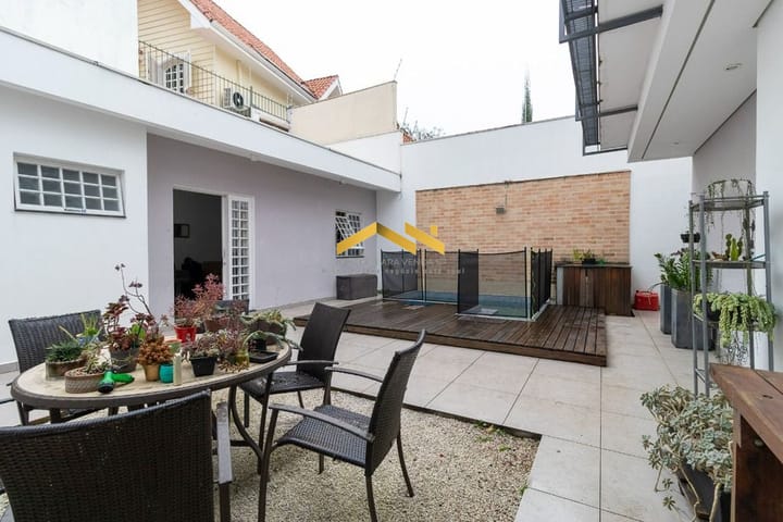 Casa à venda com 3 quartos, 286m² - Foto 10