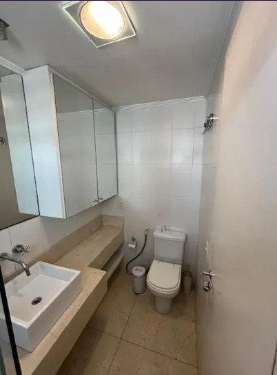 Apartamento à venda com 2 quartos, 70m² - Foto 25