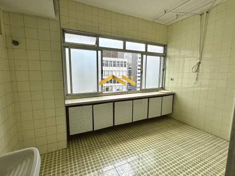 Apartamento à venda com 3 quartos, 130m² - Foto 14