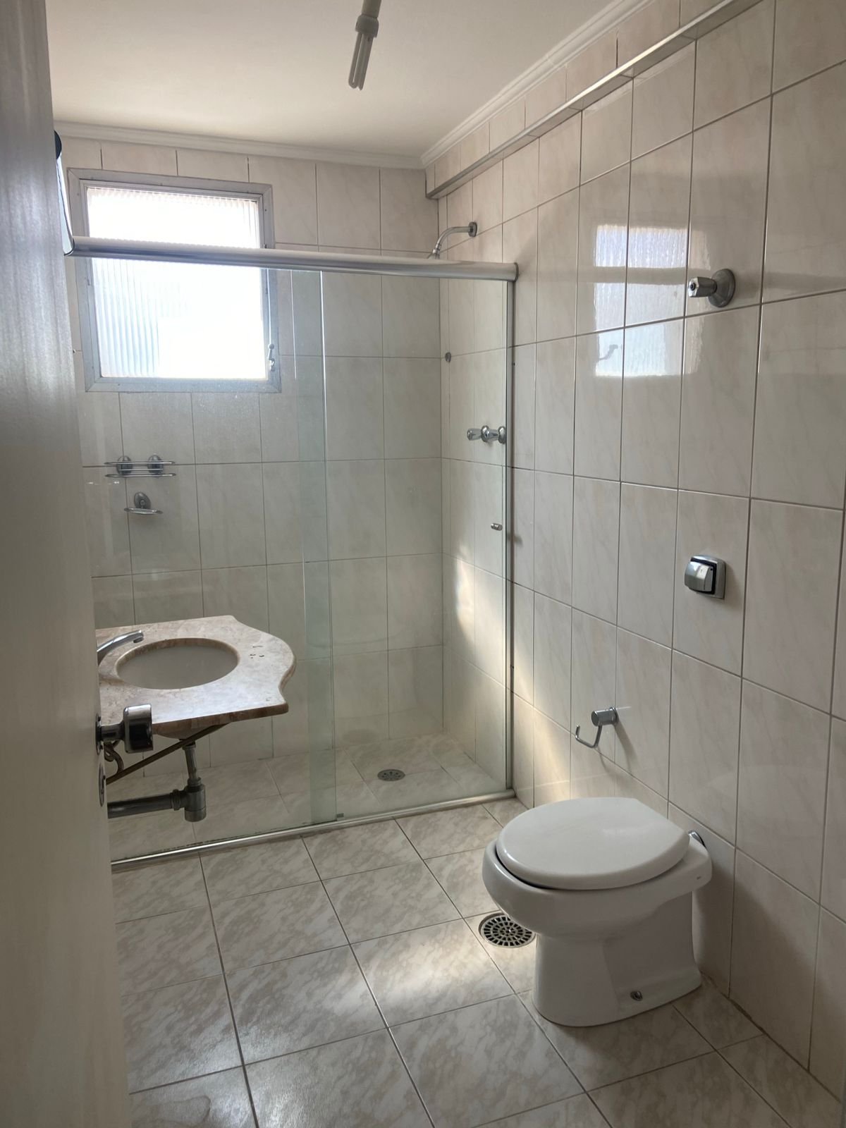 Apartamento à venda com 3 quartos, 150m² - Foto 7