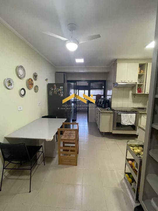 Apartamento à venda com 3 quartos, 138m² - Foto 13