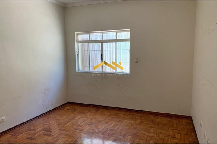 Casa à venda com 5 quartos, 208m² - Foto 19