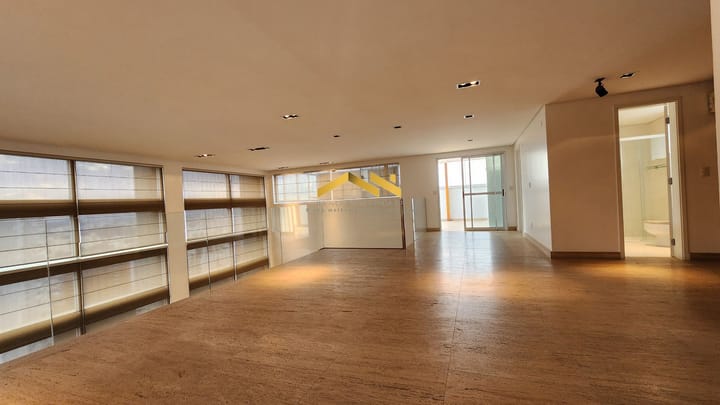 Apartamento à venda com 3 quartos, 330m² - Foto 7