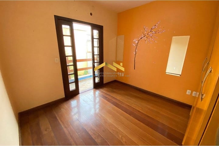 Casa à venda com 3 quartos, 125m² - Foto 4