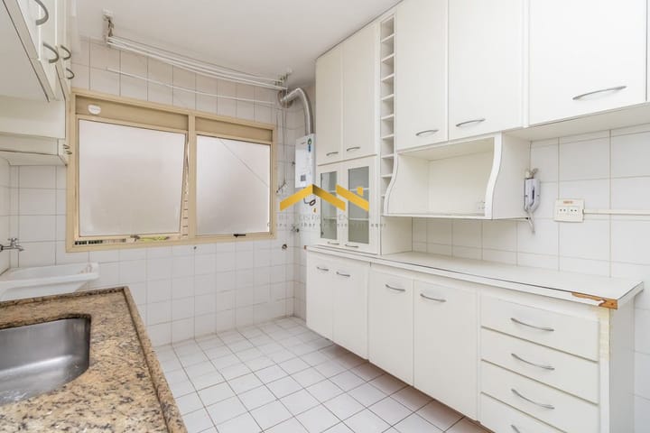 Apartamento à venda com 2 quartos, 66m² - Foto 17