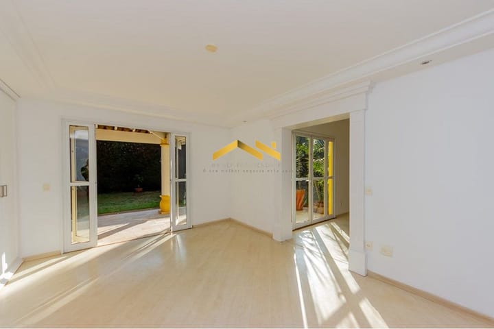 Casa à venda com 4 quartos, 276m² - Foto 18