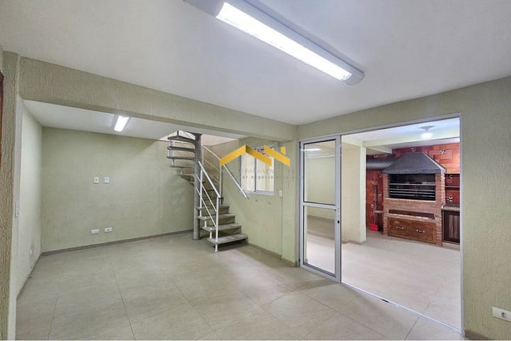 Casa à venda com 3 quartos, 240m² - Foto 9