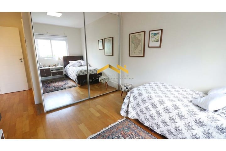 Apartamento à venda com 3 quartos, 240m² - Foto 7