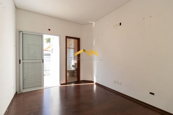 Casa à venda com 4 quartos, 615m² - Foto 5