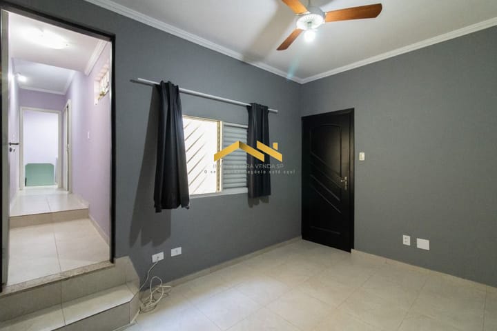 Casa à venda com 3 quartos, 194m² - Foto 14