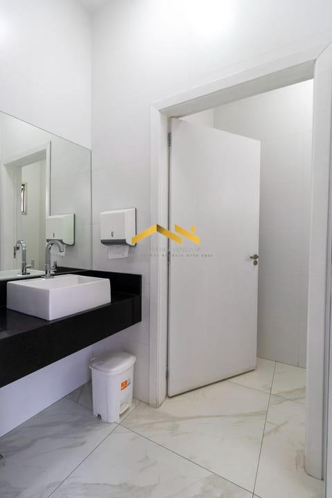 Apartamento à venda com 3 quartos, 98m² - Foto 22