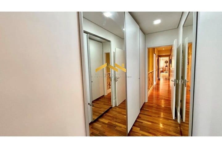 Apartamento à venda com 3 quartos, 240m² - Foto 57