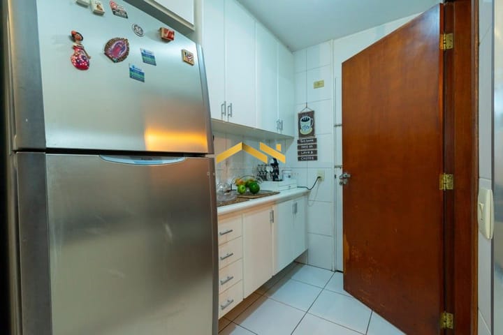 Apartamento à venda com 3 quartos, 130m² - Foto 9