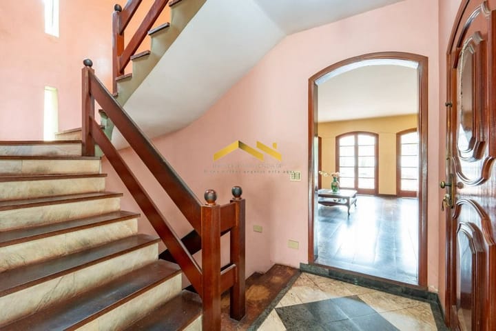 Casa à venda com 3 quartos, 303m² - Foto 7