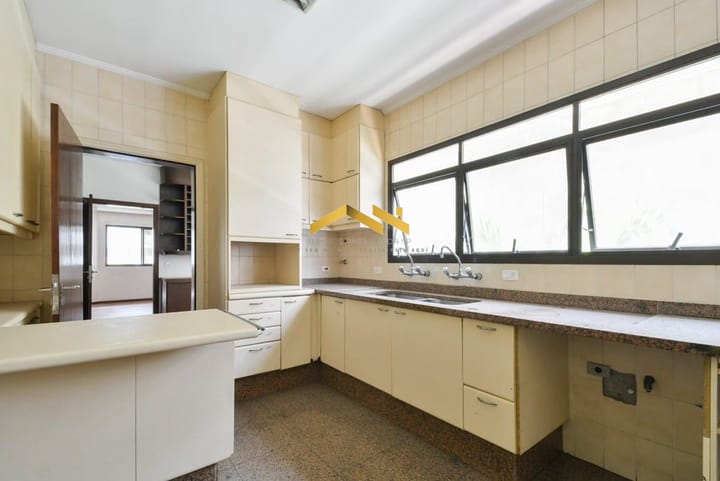 Apartamento à venda com 4 quartos, 323m² - Foto 16