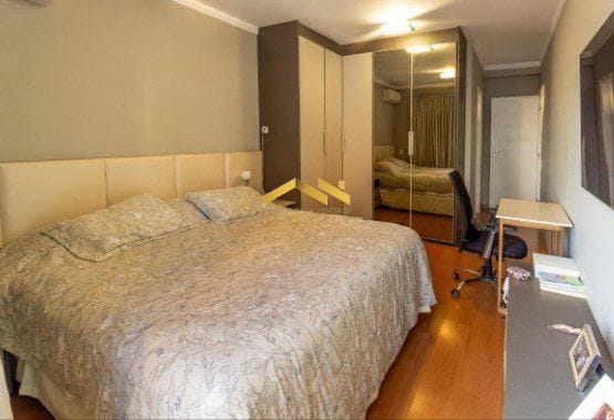 Apartamento à venda com 3 quartos, 137m² - Foto 6