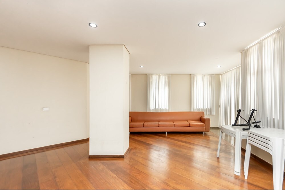 Apartamento à venda com 2 quartos, 183m² - Foto 3