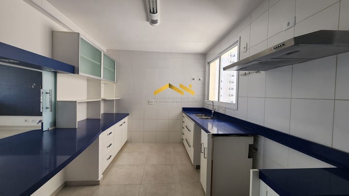 Apartamento à venda com 3 quartos, 128m² - Foto 10