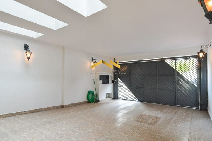 Casa à venda com 4 quartos, 180m² - Foto 26