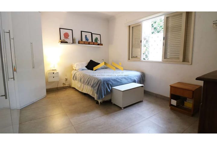 Casa à venda com 4 quartos, 350m² - Foto 18