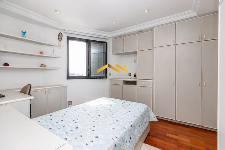 Apartamento à venda com 4 quartos, 200m² - Foto 55