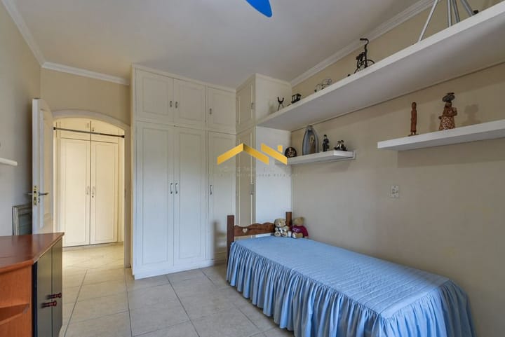 Casa à venda com 3 quartos, 190m² - Foto 14