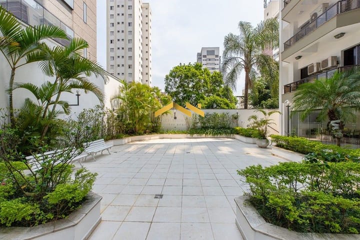 Apartamento à venda com 4 quartos, 223m² - Foto 12