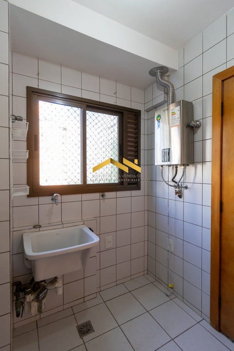 Apartamento à venda com 3 quartos, 110m² - Foto 8