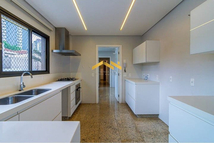 Apartamento à venda com 3 quartos, 287m² - Foto 4