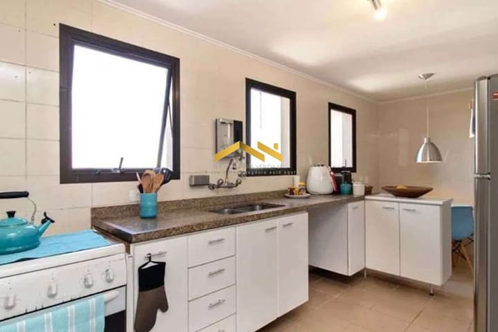 Apartamento à venda com 3 quartos, 176m² - Foto 17