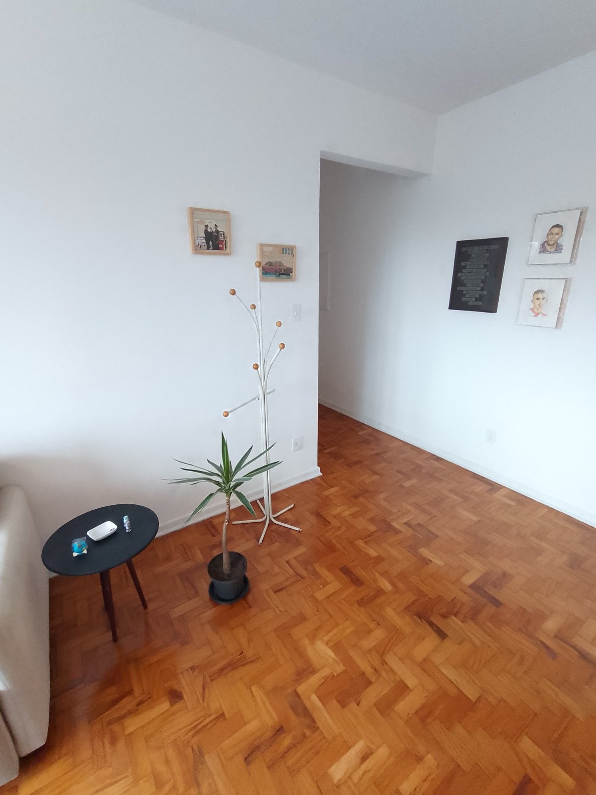 Apartamento à venda com 3 quartos, 114m² - Foto 2