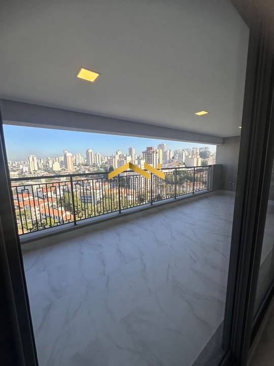 Apartamento à venda com 3 quartos, 132m² - Foto 3