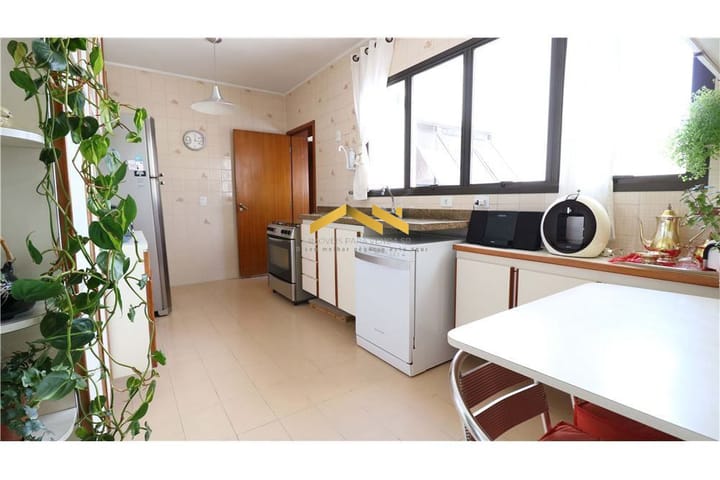 Apartamento à venda com 5 quartos, 170m² - Foto 6