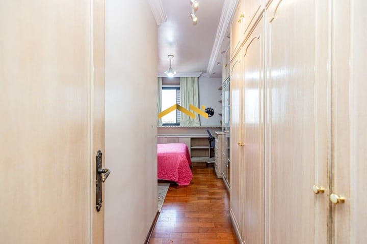 Apartamento à venda com 4 quartos, 200m² - Foto 13