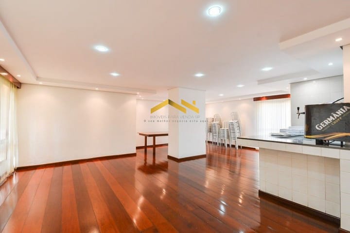 Apartamento à venda com 3 quartos, 209m² - Foto 31