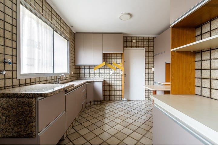 Apartamento à venda com 3 quartos, 137m² - Foto 12