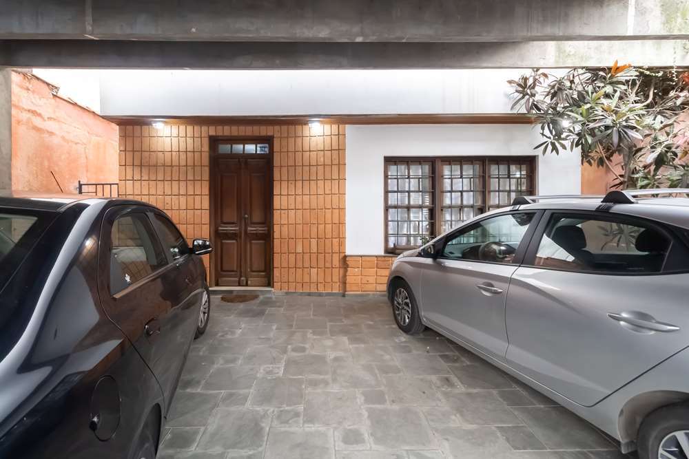 Casa à venda com 6 quartos, 277m² - Foto 29