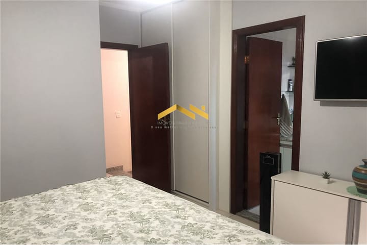 Casa à venda com 3 quartos, 84m² - Foto 17