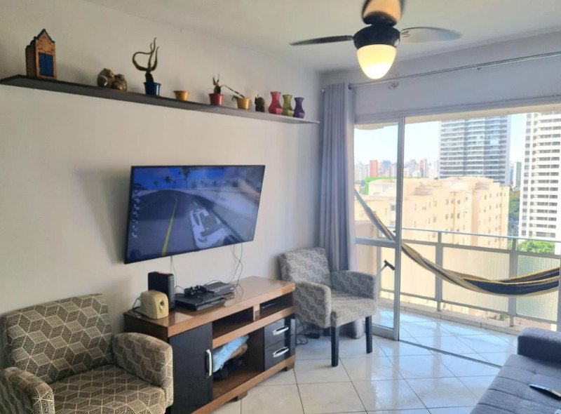 Apartamento à venda com 3 quartos, 92m² - Foto 1