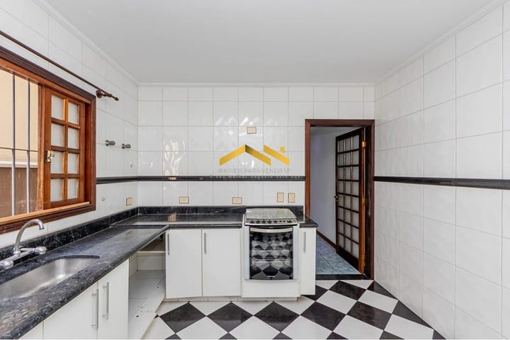 Casa à venda com 3 quartos, 285m² - Foto 29